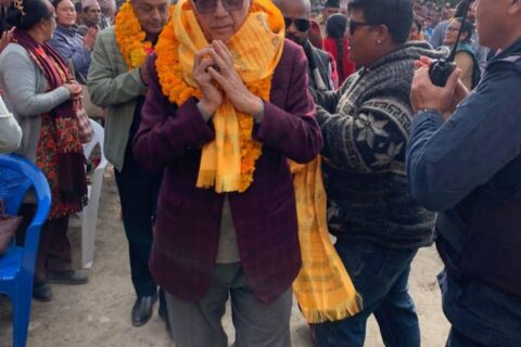राजनीतिज्ञहरु, कर्मचारी र व्यापारीहरुको मिलेमत्तोमा एनसेल बिक्री : शेखर काेइराला