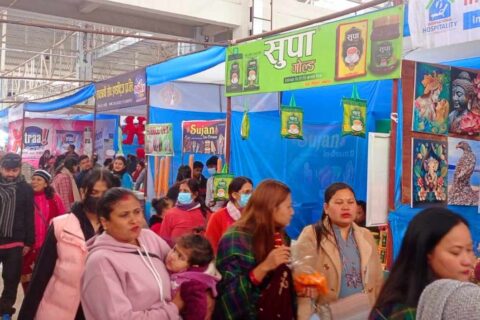बुटवल मेला: सुपा गाेल्ड चियामा दर्शकहरूकाे भीड