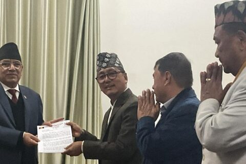 राप्रपाले प्रधानमन्त्री प्रचण्डलाई ४० बुँदे मागपत्र बुझायो