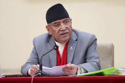 प्रचण्ड:प्रधानमन्त्रीले कुलमानलाई बर्खास्त बारे चित्त बुझ्दो जवाफ नदिए सदन चल्दैन