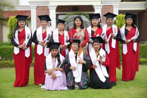 हिमांशु बुटिक एण्ड ट्रेनिङ सेन्टरद्धारा स्पेसल र डिप्लोमा तहका विद्यार्थीलाई दीक्षित
