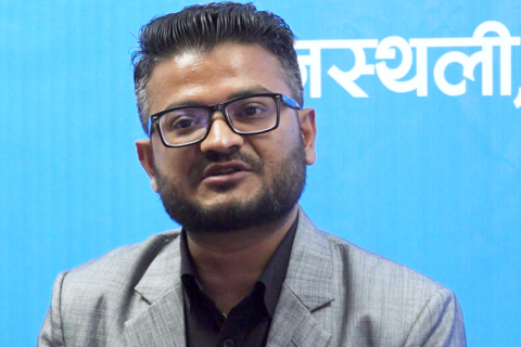 रास्वपाले गरेको कारबाही असंवैधानिक भएको भन्दै मुकुल ढकालद्वारा निर्वाचन आयोगमा निवेदन