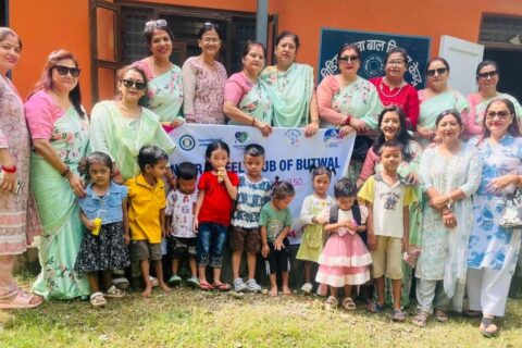 इनरह्वील क्लव अफ बुटवलद्वारा बाल विकास केन्द्र बुटवलका बालबालिकाहरूलाई शैक्षिक सामग्री प्रदान