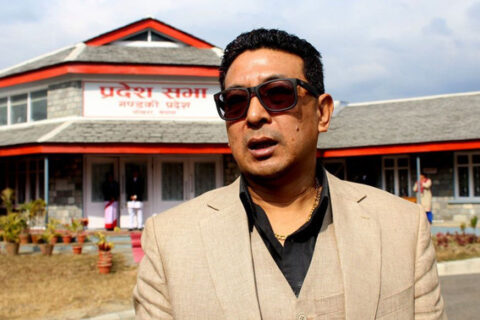 पूर्वमन्त्री दीपक मनाङे पक्राउ