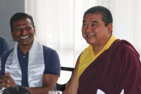 लुम्बिनी विकास कोषका उपाध्यक्ष डा.लामा र जजिरा एयरवेज सिइओ बराथनबिच भेटवार्ता