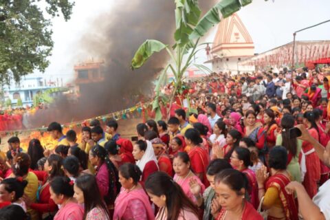 सैनामैनाको नवदुर्गा भवानी शैलापुत्री शक्ति पिठमा करोड दिप प्रज्वलन