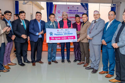 लायन्स क्लब अफ सिद्धार्थनगर सेन्टिनियलले डायलासिस गर्ने बिरामीहरूलाई पोषण सामग्री वितरण