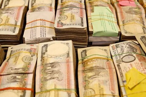 विकास बजेटभन्दा बढी रकम सार्वजनिक ऋणको साँवा ब्याज तिर्नमा खर्च, सरकारी ऋण  २५ खर्ब हाराहारी