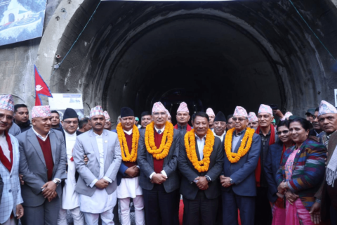 सुरुङ्गमार्ग समयमै सम्पन्न हुन्छ: प्रधानमन्त्री ओली