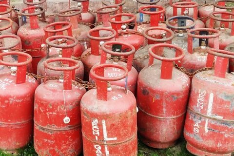 ग्यास आयात नियमित, बजारमा किन देखियो अभाव ?