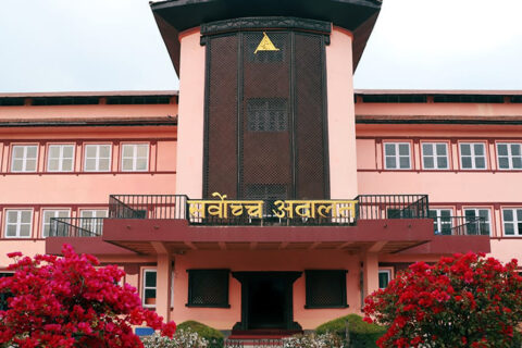सय रुपैयाँभन्दा माथिका सामानमाभन्सार लिने सरकारकाे निर्णयमा सर्वोच्चले लगायो रोक