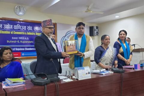 रुपन्देहीका उद्योगी व्यवसायी भन्छन्– सिमा नियमन अनुगमनमा कडाई होस्