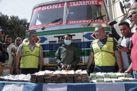ट्रकबाट बरामद भएको २५ करोड रुपैयाँको मालिक पहिचान