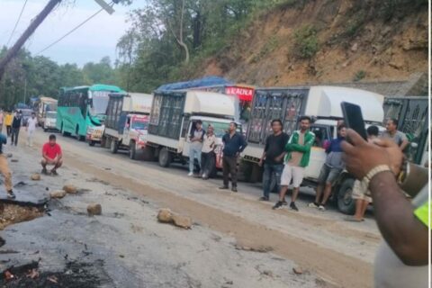 दाउन्ने सडक पूर्ण रूपमा बन्द
