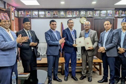 त्रिविका विद्यार्थी तथा प्राध्यापकले सरकारी अस्पतालमा उपचार सुविधा पाउने