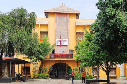 जथाभावी फोहोर फाल्नेमाथि भैरहवामा कडाइ