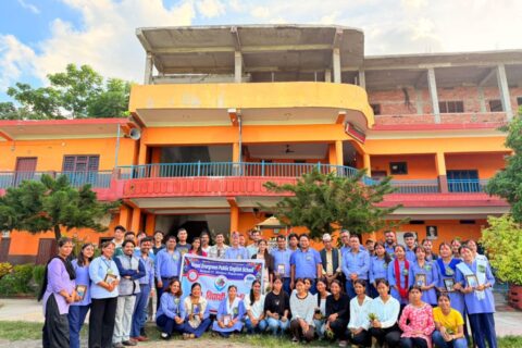 नेपाल एभरग्रीन पब्लिक स्कुल भू.पू. विद्यार्थीद्धारा  गुरुपूर्णिमाको अवसरमा शिक्षक सम्मान