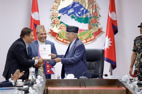 प्रधानमन्त्री र मन्त्रीहरूबीच कार्यसम्पादन सम्झौता