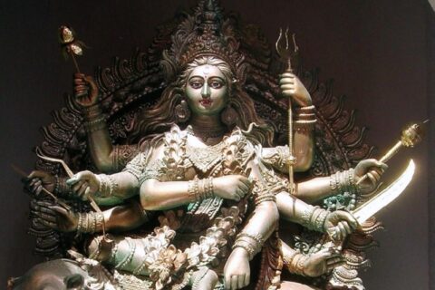 नवदुर्गाको आज तेस्रो दिन चन्द्रघण्टा देवीको विधिपूर्वक पूजा आराधना गरिँदै
