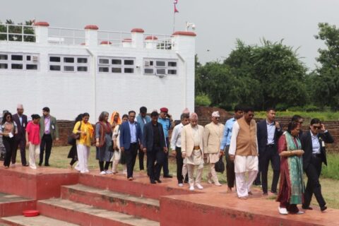 भारतीय प्रधानन्यायाधीश भूषण रामकृष्ण गवई लुम्बिनी भ्रमणमा