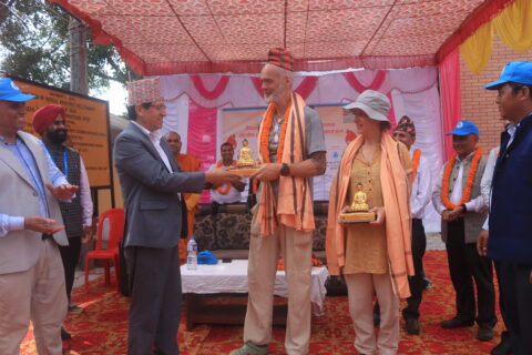 बेलहिया नाकामा विश्व पर्यटन दिवसमा विदेशी पर्यटकलाई विशेष सम्मान