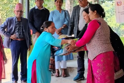 बुटवलका सरसफाइकर्मीहरूका लागि पेसागत स्वास्थ्य सुरक्षा सम्बन्धि तालिम तथा स्वास्थ्य सुरक्षा सामाग्री बितरण