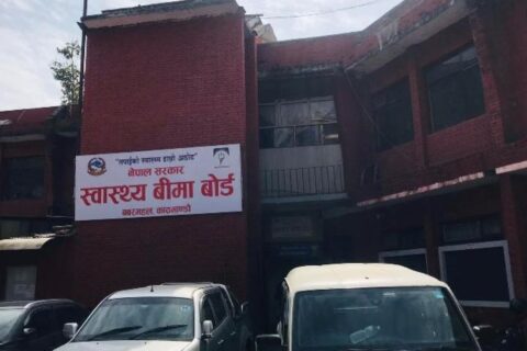 स्वास्थ्य बिमाबापत रु एक लाख बराबरको उपचार सेवा यथावत्