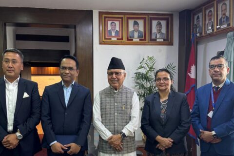 वित्तीय क्षेत्रका नियामक निकाय प्रमुखहरूसँग अर्थमन्त्री खनालको बिदाई भेट