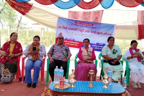 महिला उद्यम प्रवर्द्धनका लागि बुटवलमा ढाकाको लुङ्गी तथा साडी बुन्ने तालिम सुरु