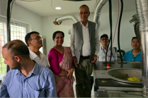 बुटवलमा अस्पतालजन्य फोहर व्यवस्थापनका लागि अत्याधुनिक मेशिनसहित प्रशोधन केन्द्र सञ्चालन