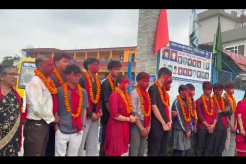 एसईई:एभरग्रीन स्कुलको खुसीयाली यात्रा, बुटवलका सडकमा बाजागाजासहित उत्सव