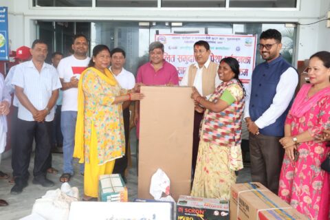 दलित समुदायका उद्यमीलाई उद्यम सञ्चालनका लागि औजार तथा मेसिन वितरण