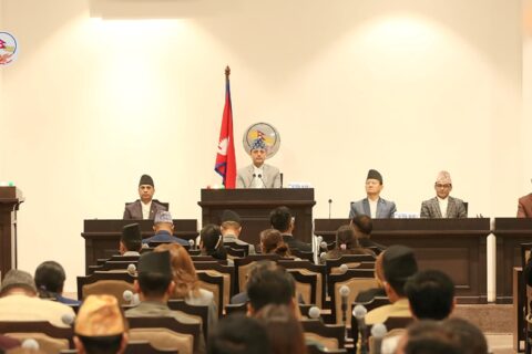 कर्णाली बस दुर्घटनाबारे सरकारको चर्को आलोचना, उद्धारदेखि सडक सुधारसम्मको माग