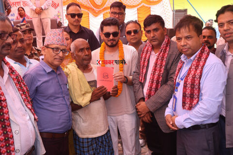 रोहिणीमा २७१ थान लालपूर्जा वितरण