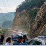 पहिरोले अवरुद्ध पृथ्वी राजमार्ग संचालनमा आयो