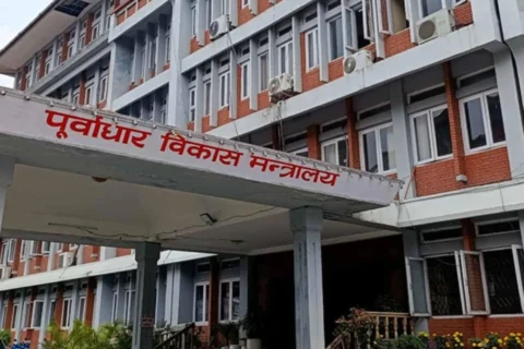 भोटेकोशी बाढीबाट यातायात क्षेत्रमा भएको क्षति मूल्याङ्कन गर्न समिति गठन