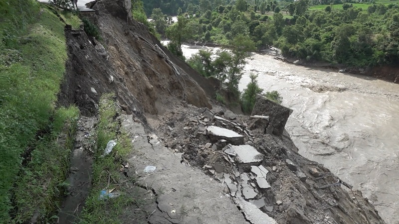 कृष्णभीर पहिरोको दीर्घकालीन समाधानका लागि सुरुङ र बाइपास सडकको अध्ययन गरिने