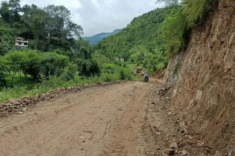 गल्छी–त्रिशूली सडक अवरुद्ध भएपछि चार नयाँ विकल्प, कुन रुटबाट कहाँ पुगिन्छ?