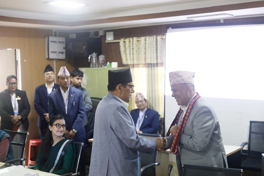 राष्ट्रियसभाको विपद् अध्ययन समितिका सभापति पौडेलद्वारा शपथ ग्रहण