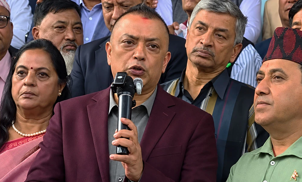 हामी इतिहासको ब्याज खान आएका होइनौं, नयाँ इतिहास बनाउछौं : गगन थापा